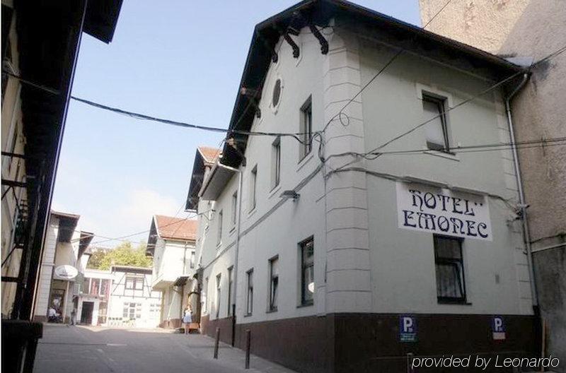 Hotel Emonec Ljubljana Exteriör bild